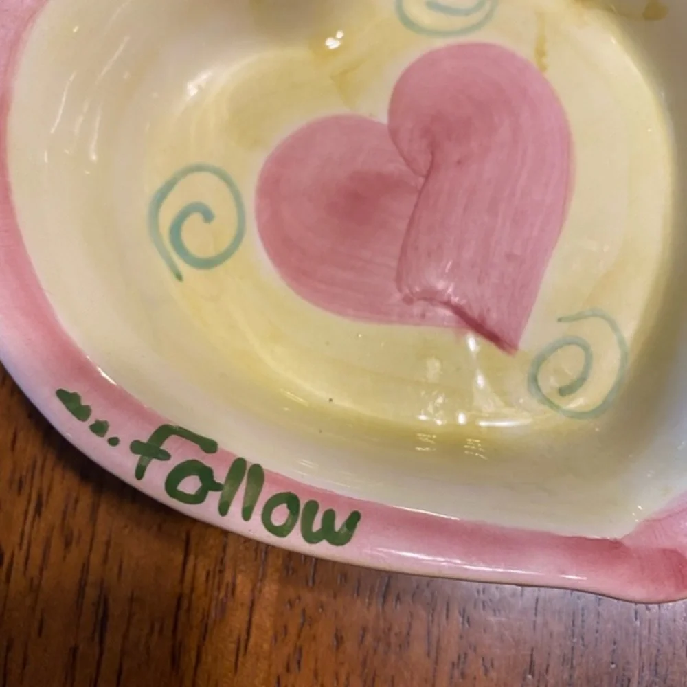 Bath and Bodyworks heart shaped dish. ‎ Vintage